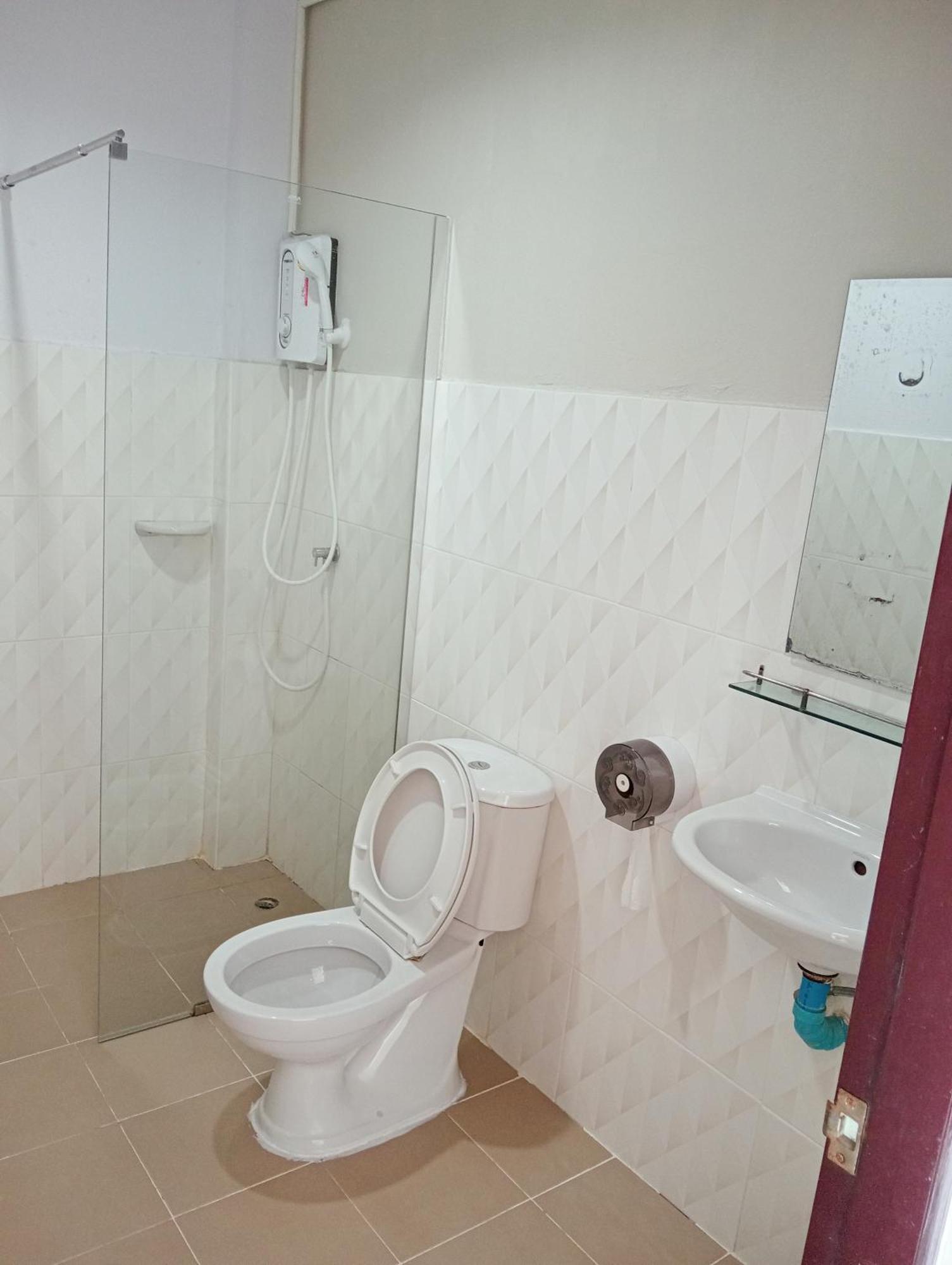 Hotela Boutique Resort Suphan Buri Bagian luar foto